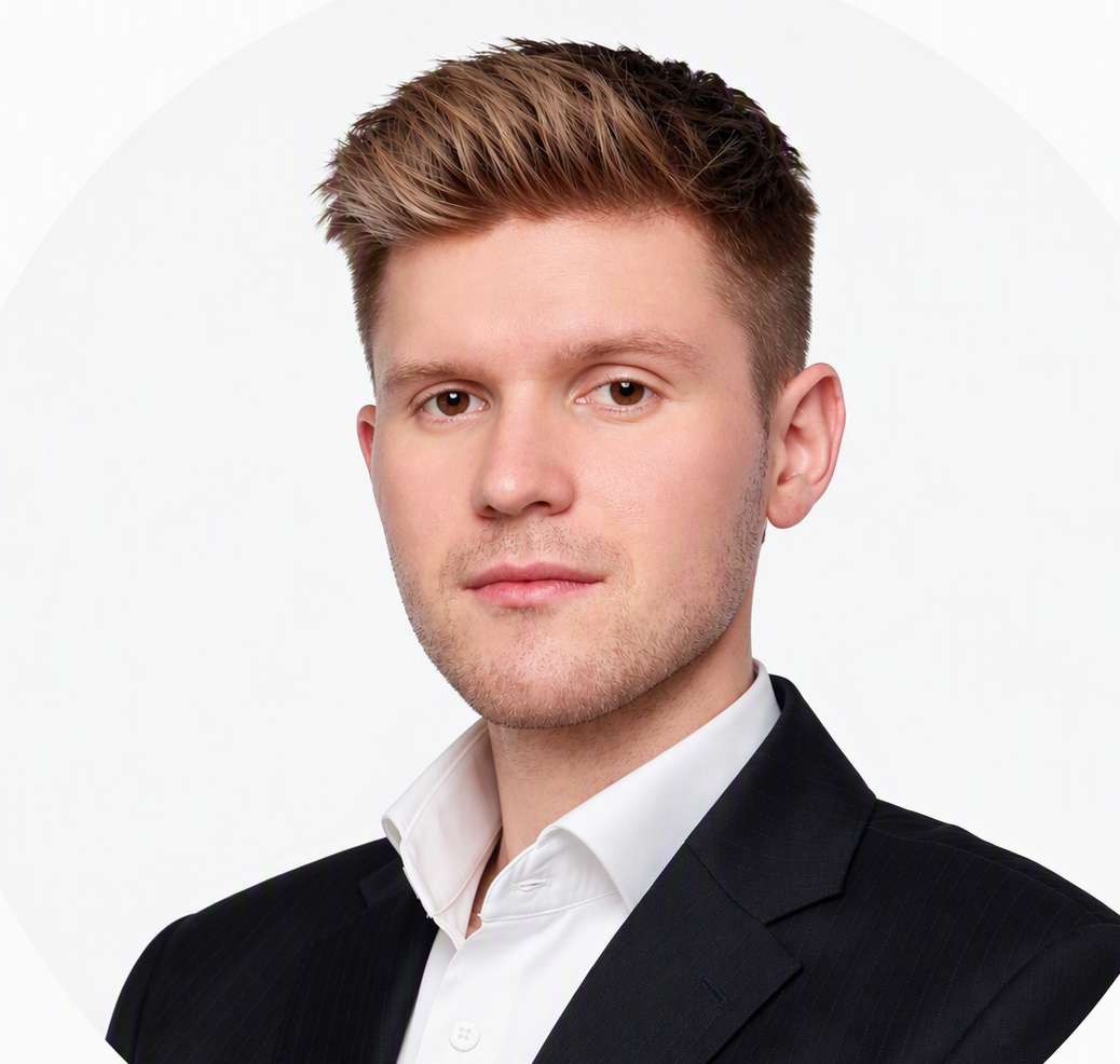 Daniel  Piątek